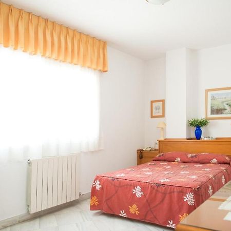 Hostal Camino Real Granada Szoba fotó